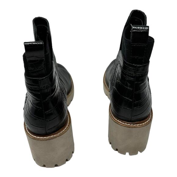 Dolce Vita Huey Black Leather Lug Sole Chelsea Booties Size 8 - Picture 5 of 13